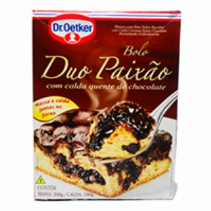 Mistura para Bolo Dr Oetker Duo Paixão Massa Tradicional com Calda Quente de Chocolate Caixa 530g