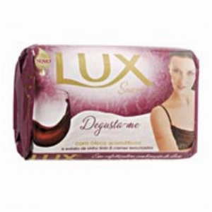 Sabonete em Barra LUX Suave Extrato de Vinho Tinto e Cremes Texturizados 90g